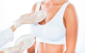 Choosing the Right Surgeon for Your Breast Augmentation in Miami