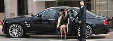 Elevated Travel: Unparalleled Chauffeur Service for Your Day